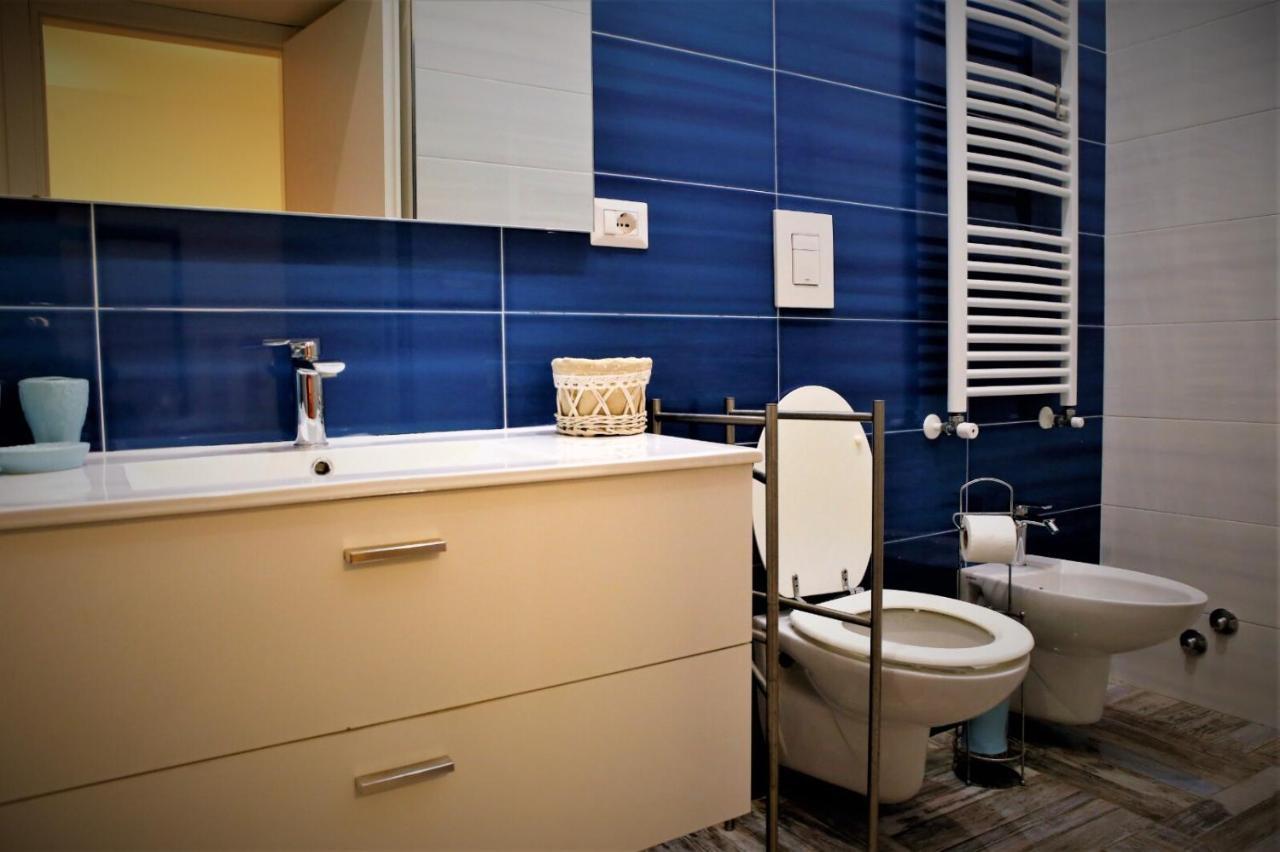 61 Piazza Cavour Naples Exterior photo